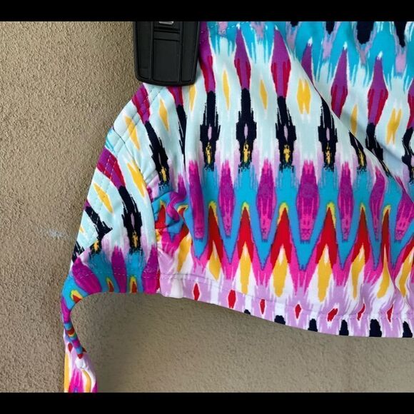 Athleta Swim Top Size Small - Picture 2 of 5
